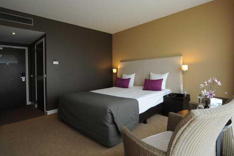 Van Der Valk Hotel Brussels Airport Дигем Экстерьер фото