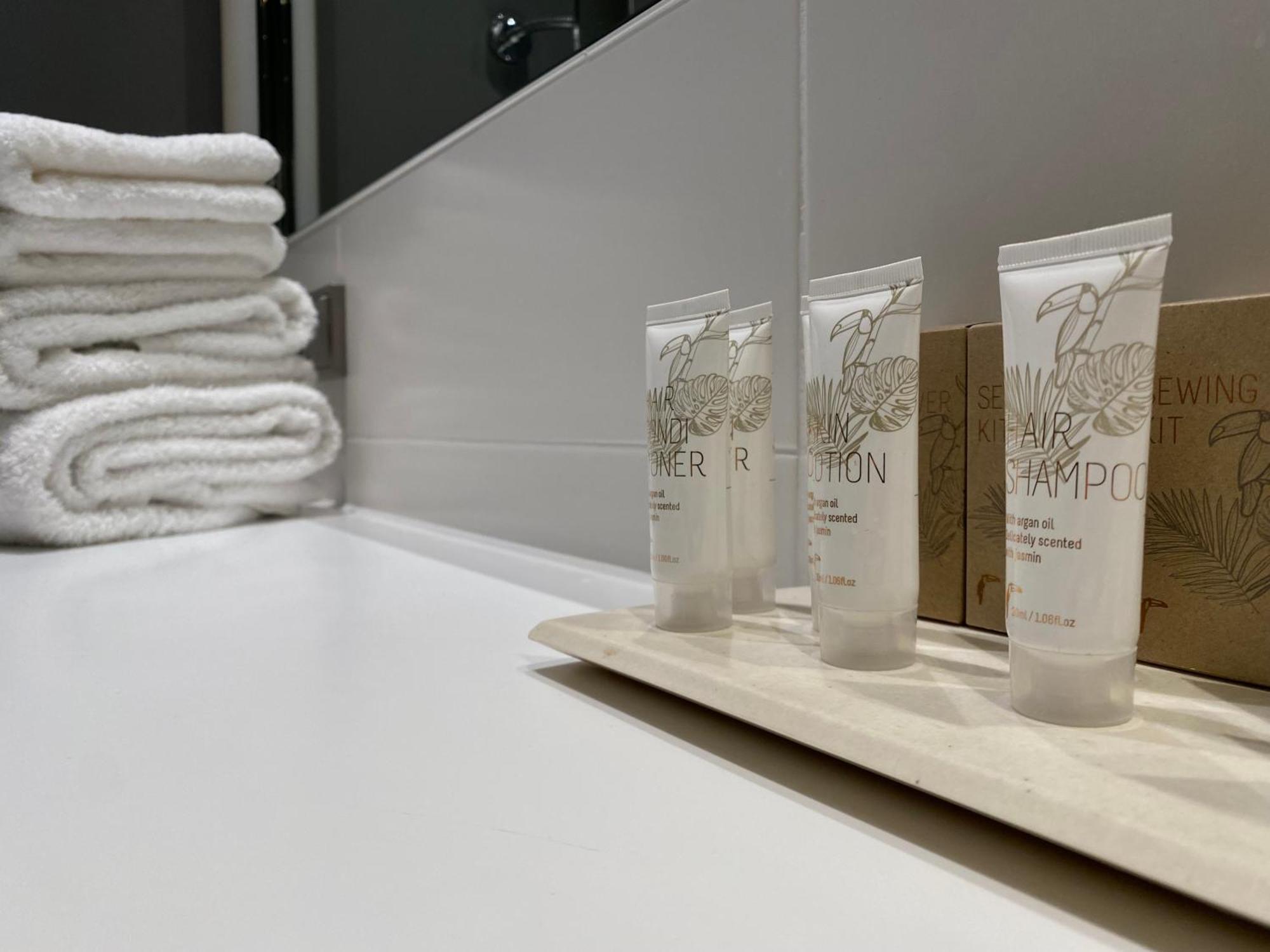 Van Der Valk Hotel Brussels Airport Дигем Экстерьер фото